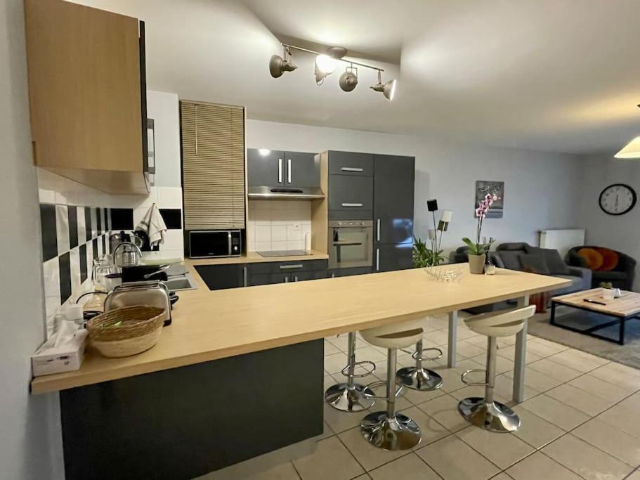 L'Ideal Cosy-Wifi-Netflix Et Garage Vienne  Eksteriør billede